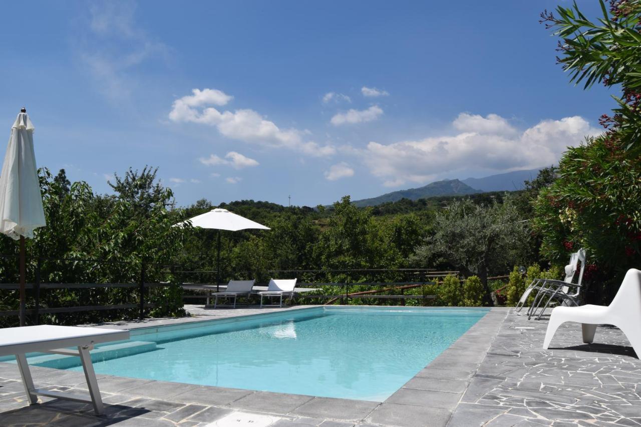 Le Case Di Bacco Santa Venerina Exterior photo